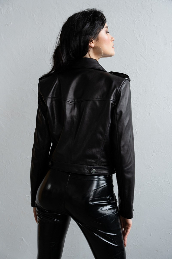 Czarna skórzana ramoneska edycja limitowana 