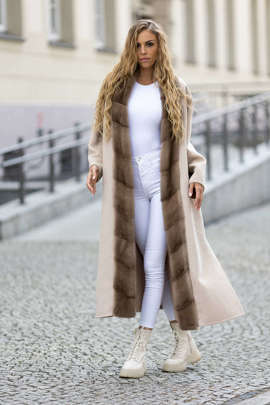 Płaszcz damski z Alpaki