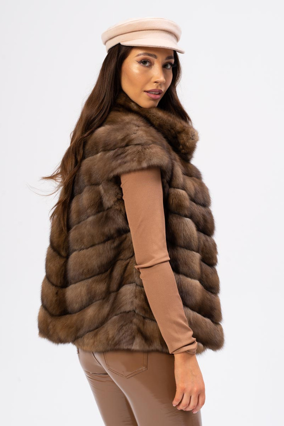 Brązowa kamizelka z naturalnego futra sobola Berguzinsky