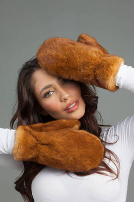 Futrzane rękawiczki z futra norki w kolorze rydym