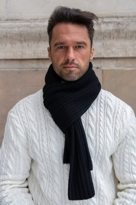 Męski szal z najwyższej jakości kaszmiru