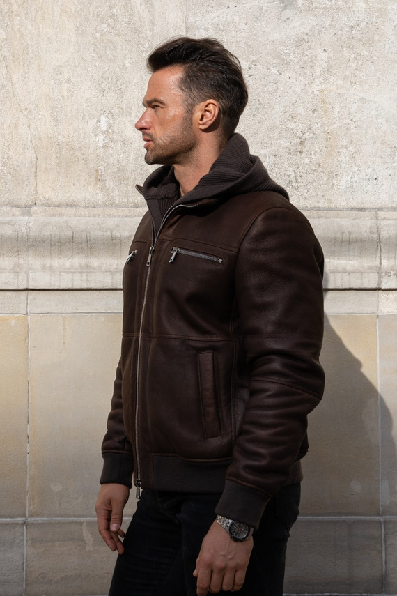 Czekoladowa kurtka męska ocieplna kożuchem