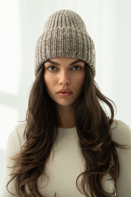 Czapka z wełny i kaszmiru w odcieniach beżowo-brązowym