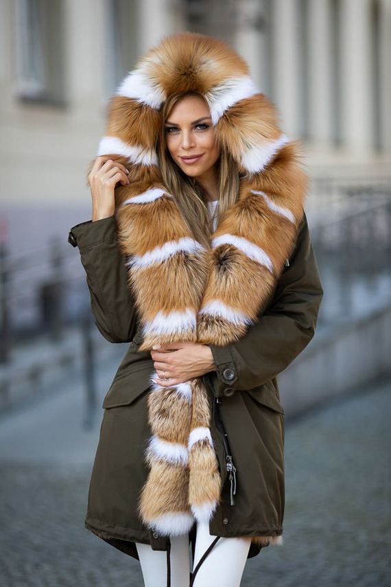 Parka damska obszyta naturalnym futrem lisa płomienistego