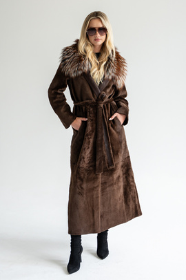 Długi brązowy dwustronny kożuch ze skór merynosów