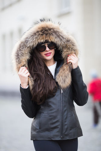 Jesienna kurtka damska skórzana z kapturem - Fratelli Emma